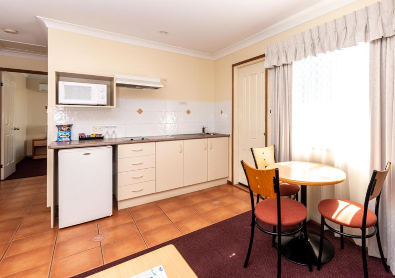 Riviera On Ruthven Motel Toowoomba Kültér fotó