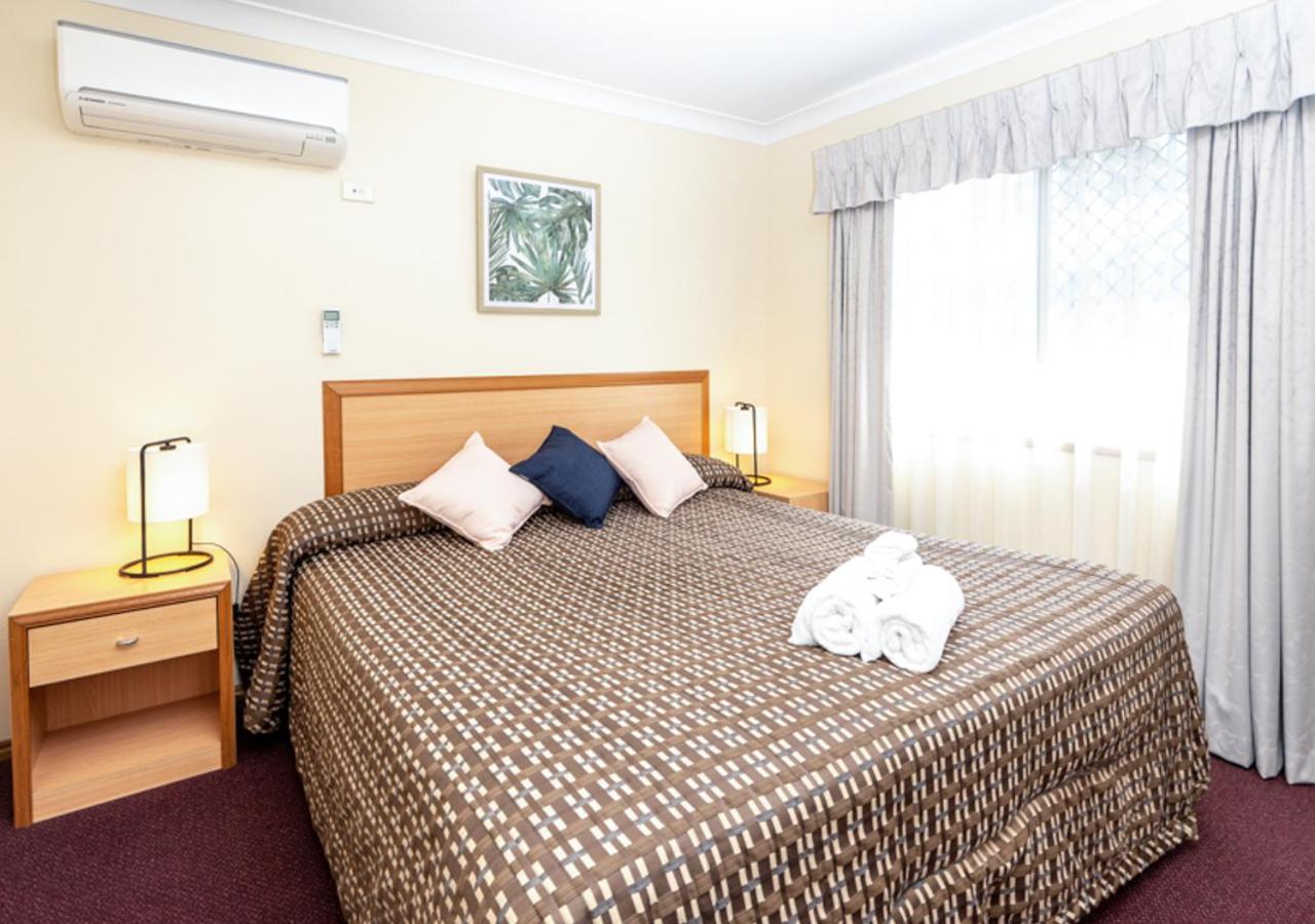 Riviera On Ruthven Motel Toowoomba Kültér fotó