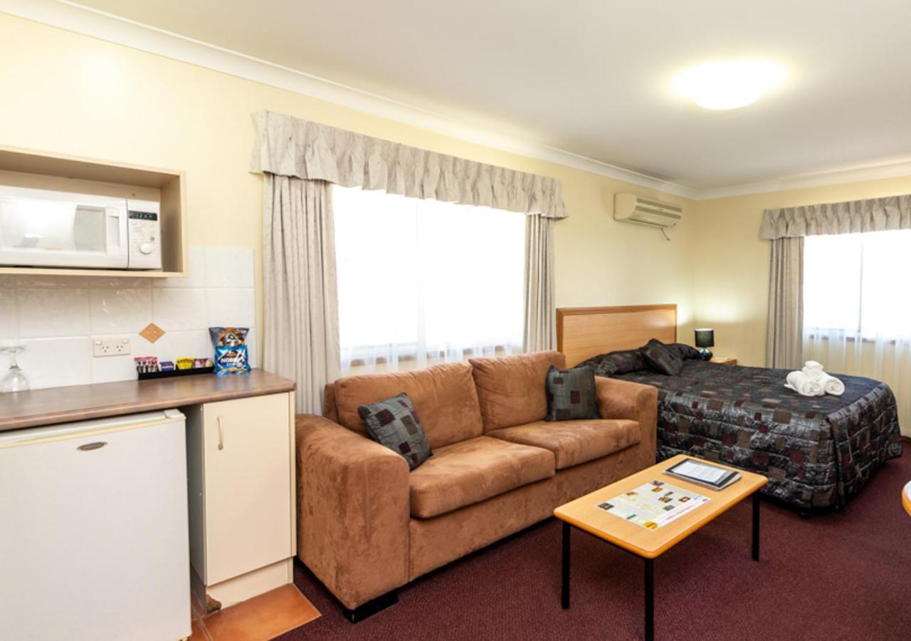 Riviera On Ruthven Motel Toowoomba Kültér fotó