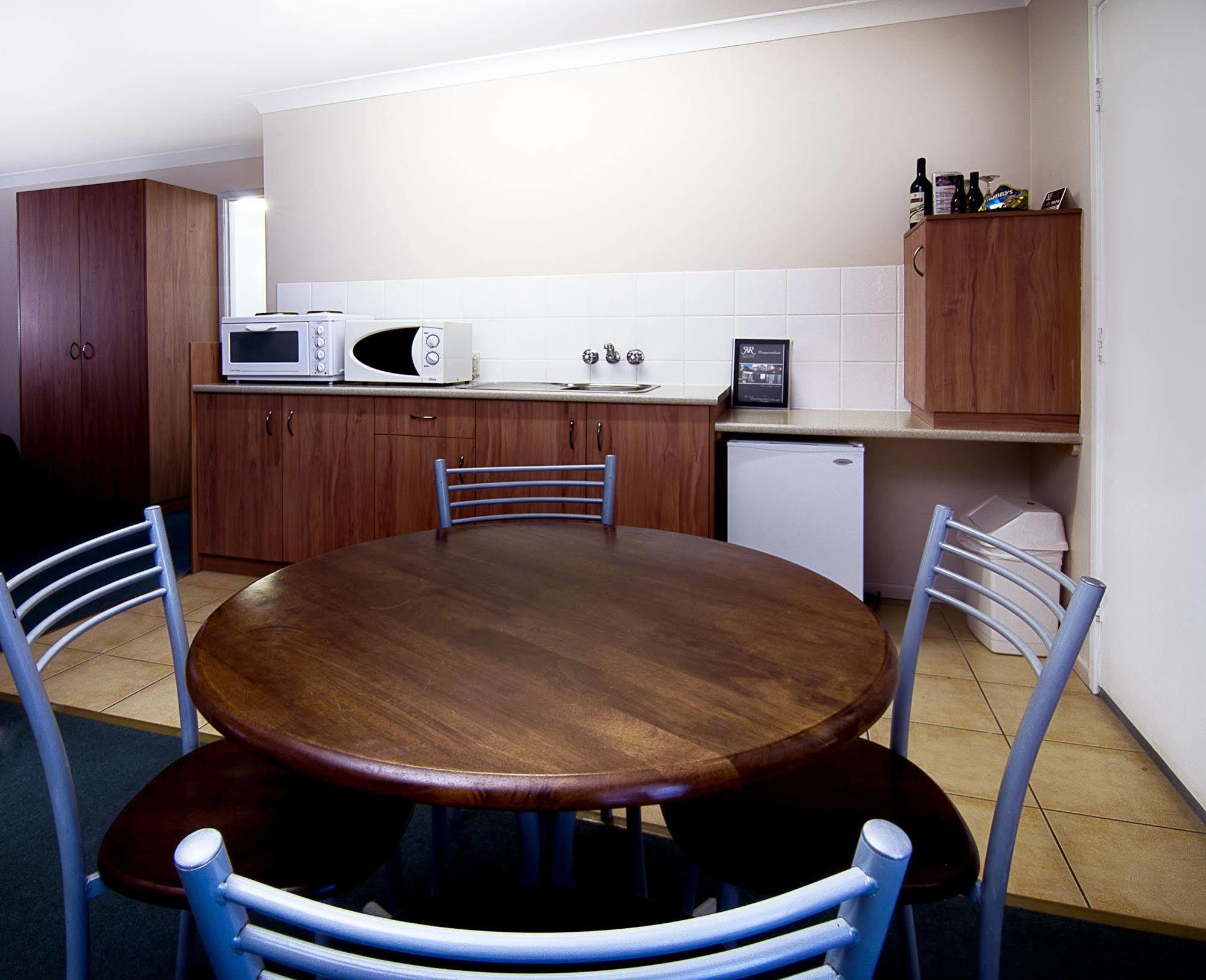 Riviera On Ruthven Motel Toowoomba Kültér fotó