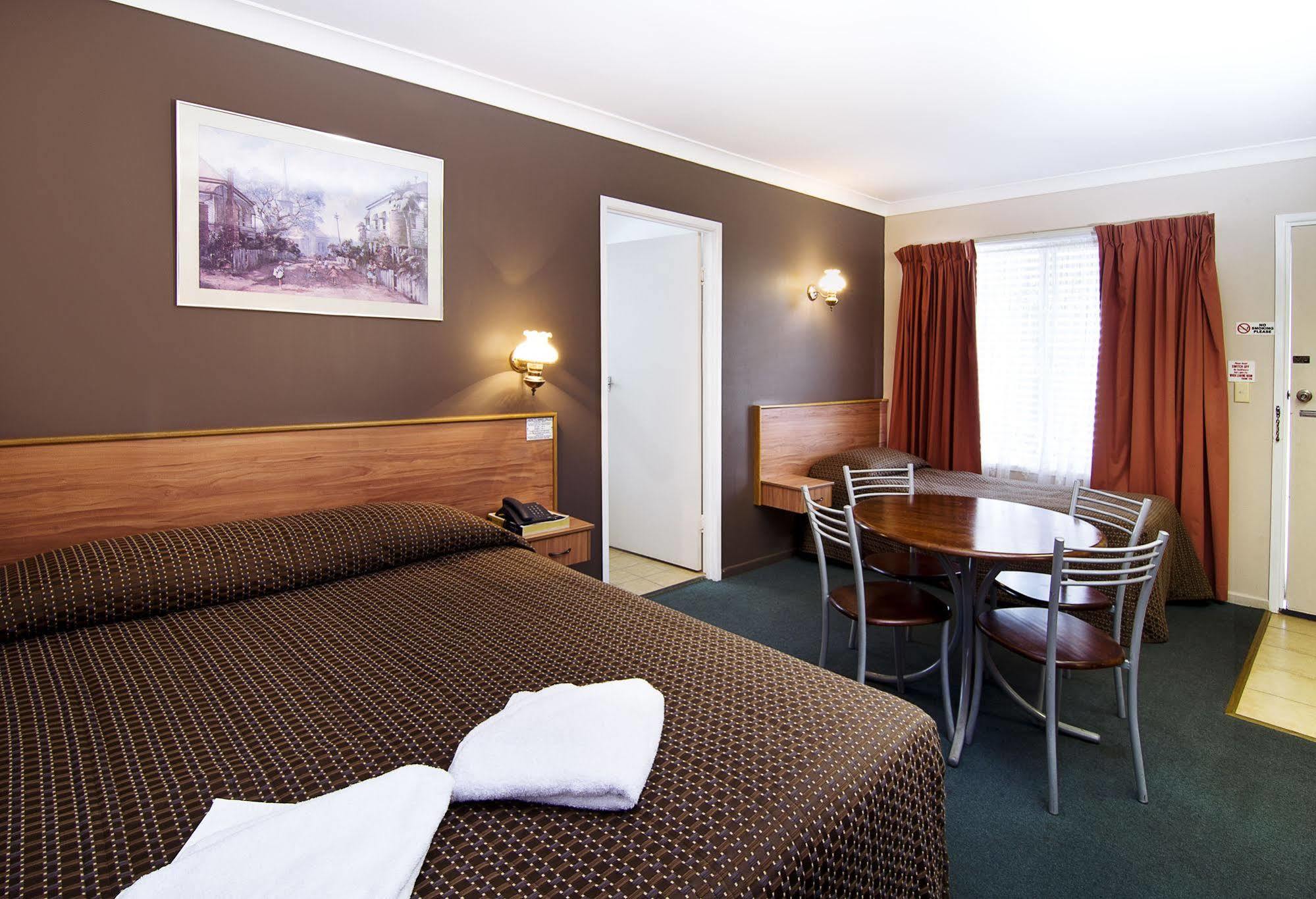 Riviera On Ruthven Motel Toowoomba Kültér fotó