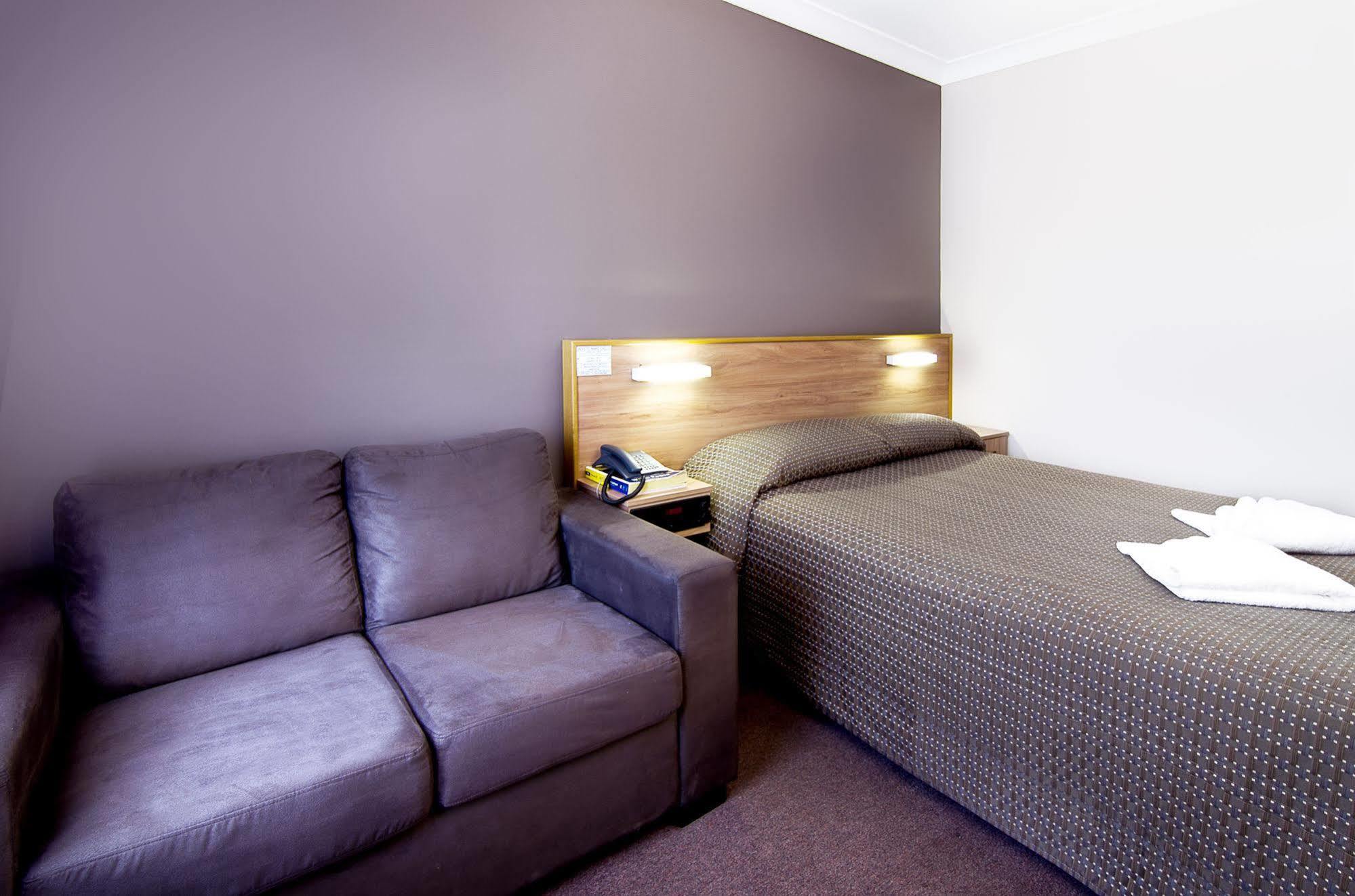 Riviera On Ruthven Motel Toowoomba Kültér fotó